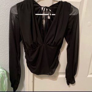 Cute black top